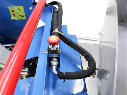 Holzhäcksler Schredder Zapfwellenhäcksler bis 13cm mit hydraulischen Einzug